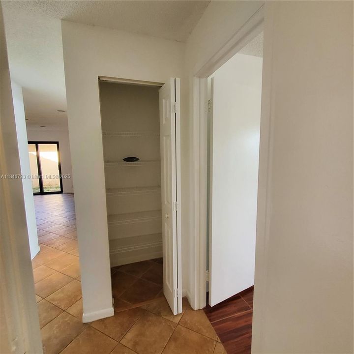 Active With Contract: $639,000 (3 beds, 2 baths, 1611 Square Feet)