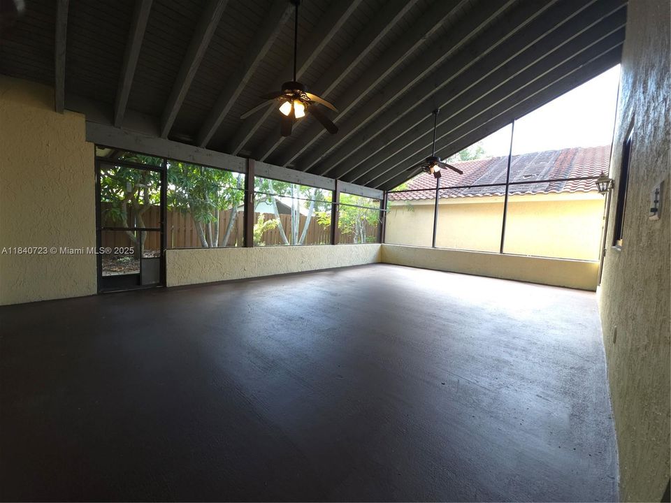 Active With Contract: $639,000 (3 beds, 2 baths, 1611 Square Feet)