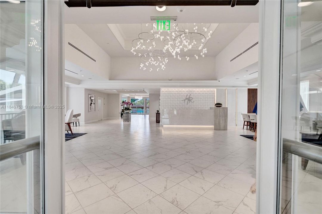 最近售出: $475,000 (2 贝兹, 2 浴室, 3158 平方英尺)