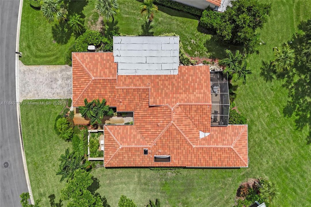 最近售出: $475,000 (2 贝兹, 2 浴室, 3158 平方英尺)