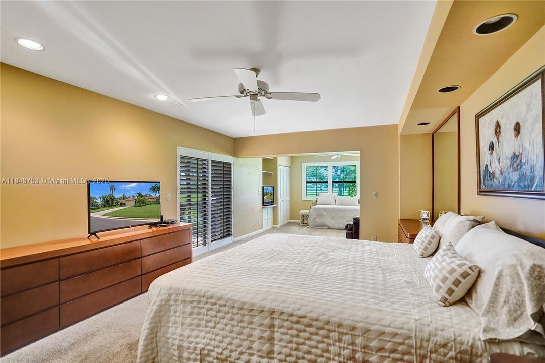 最近售出: $475,000 (2 贝兹, 2 浴室, 3158 平方英尺)