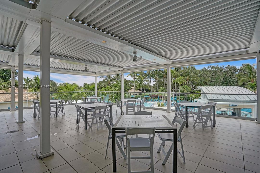 最近售出: $475,000 (2 贝兹, 2 浴室, 3158 平方英尺)