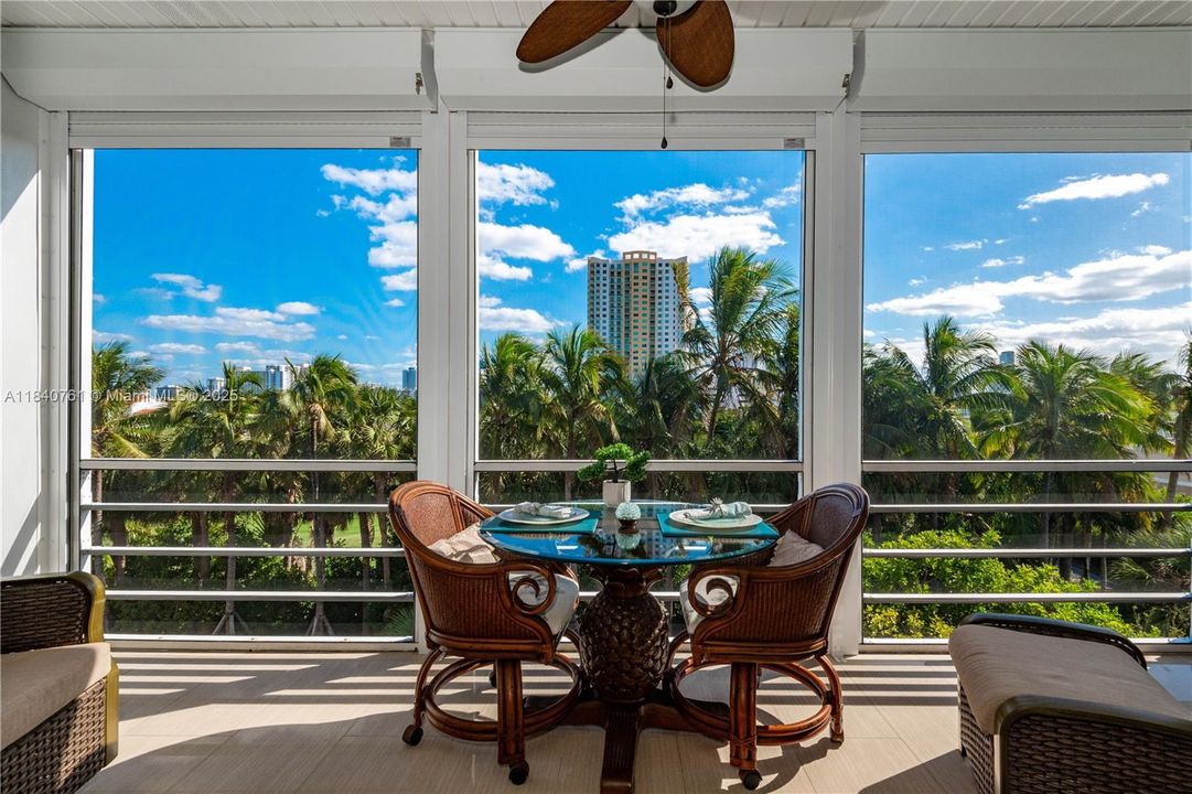 Recently Sold: $269,900 (2 beds, 2 baths, 1100 Square Feet)