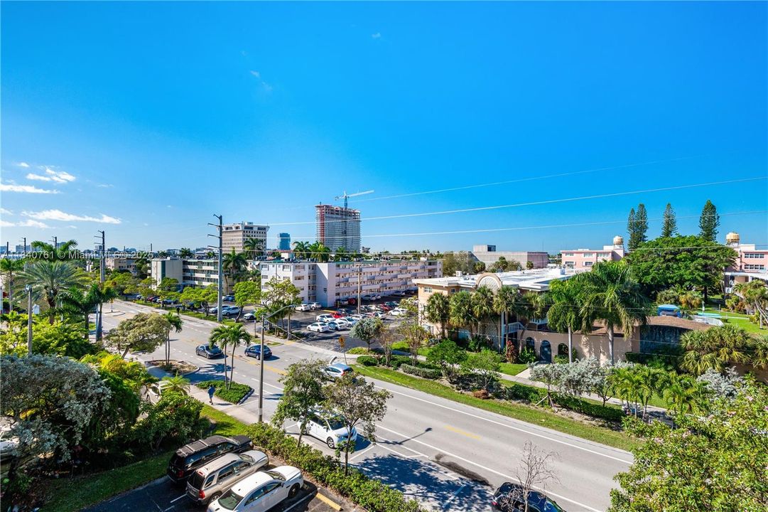 Recently Sold: $269,900 (2 beds, 2 baths, 1100 Square Feet)