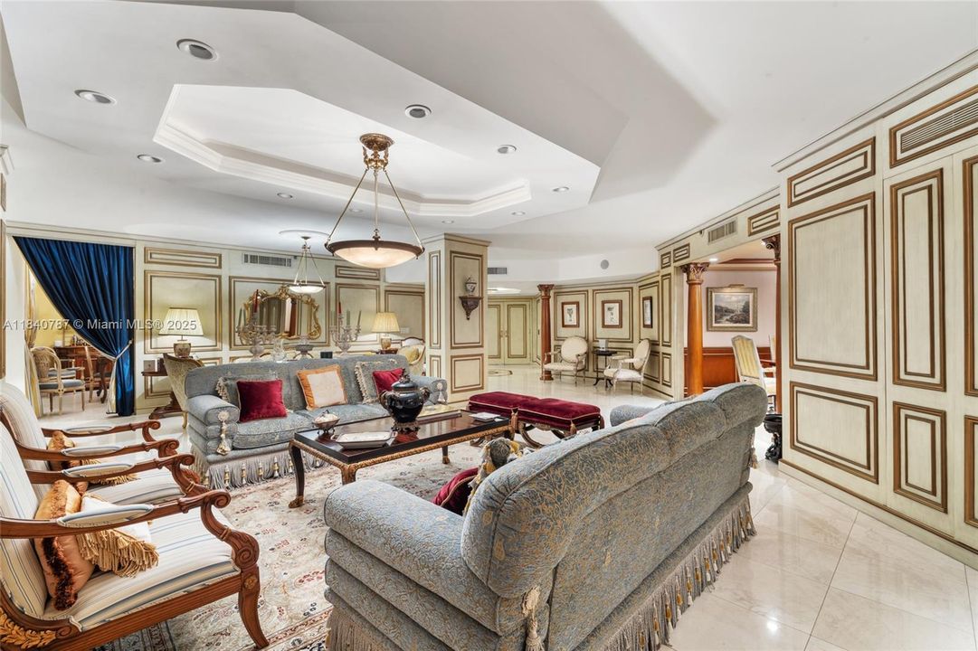 待售: $3,995,000 (5 贝兹, 6 浴室, 4281 平方英尺)