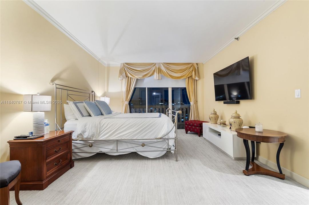 待售: $3,995,000 (5 贝兹, 6 浴室, 4281 平方英尺)