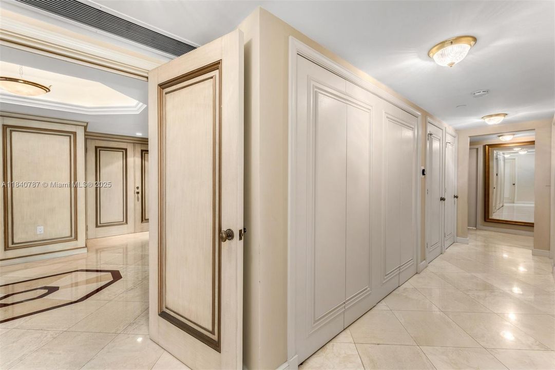 待售: $3,995,000 (5 贝兹, 6 浴室, 4281 平方英尺)