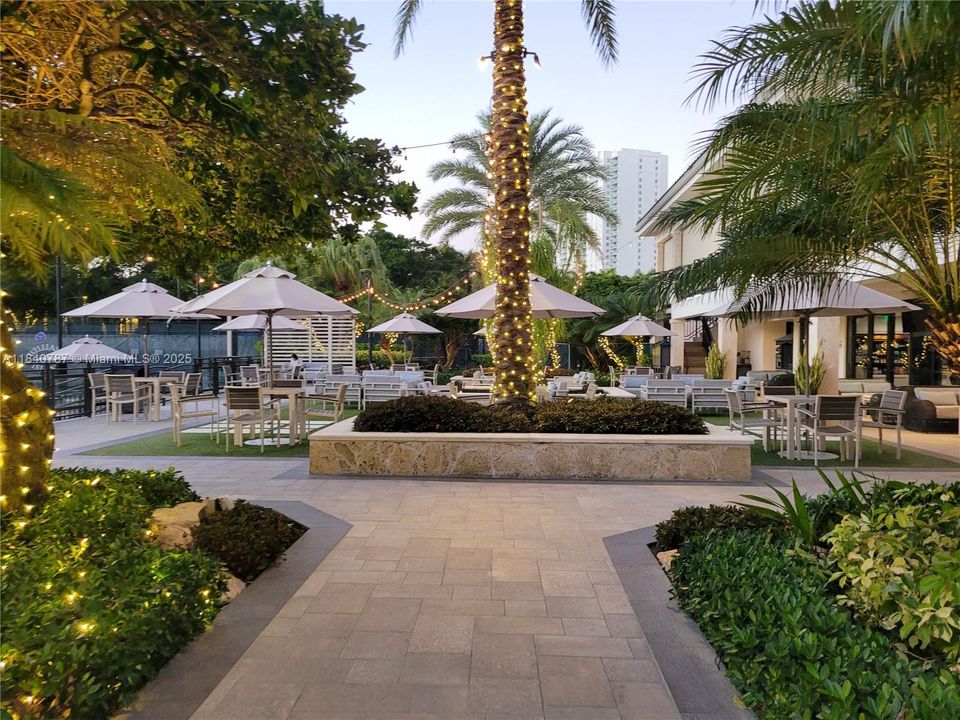 待售: $3,995,000 (5 贝兹, 6 浴室, 4281 平方英尺)