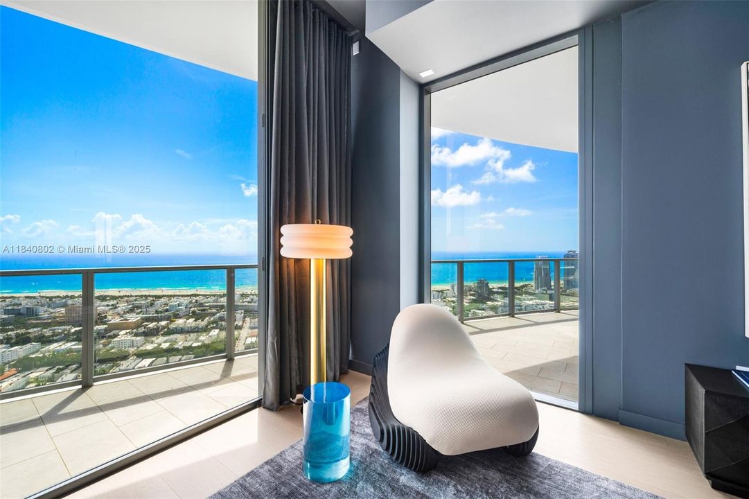 For Sale: $21,000,000 (5 beds, 6 baths, 6060 Square Feet)