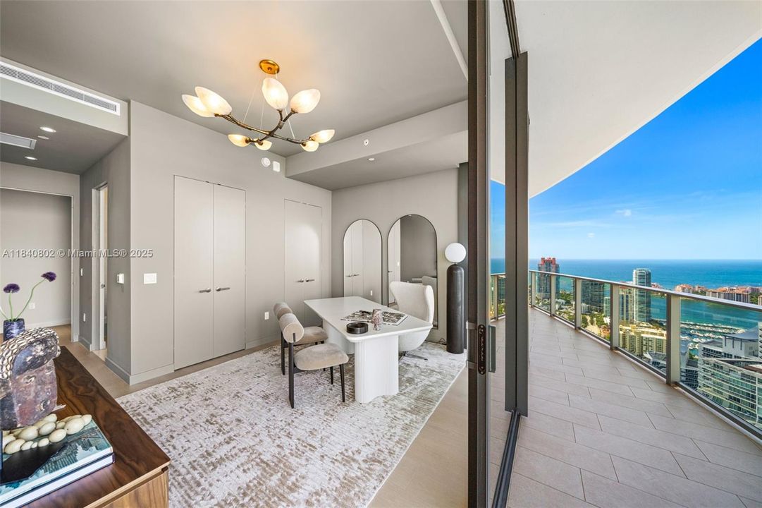 For Sale: $21,000,000 (5 beds, 6 baths, 6060 Square Feet)