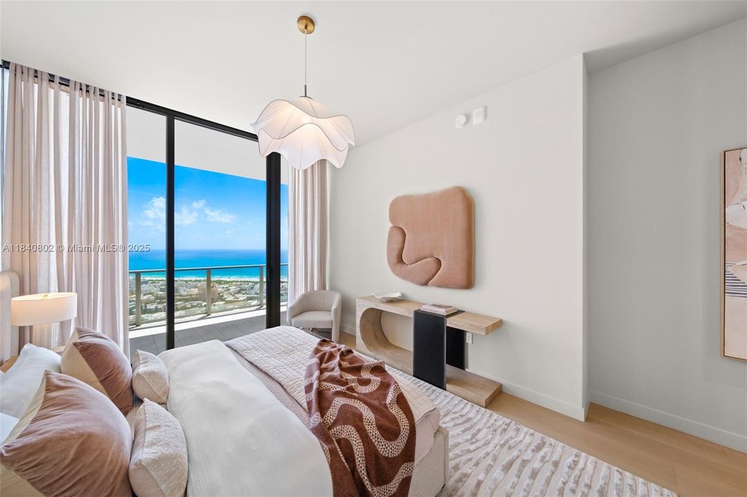 For Sale: $21,000,000 (5 beds, 6 baths, 6060 Square Feet)