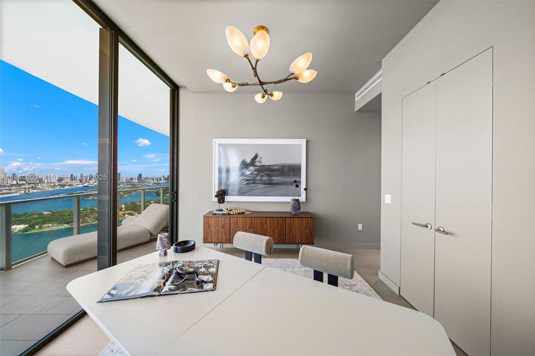 For Sale: $21,000,000 (5 beds, 6 baths, 6060 Square Feet)