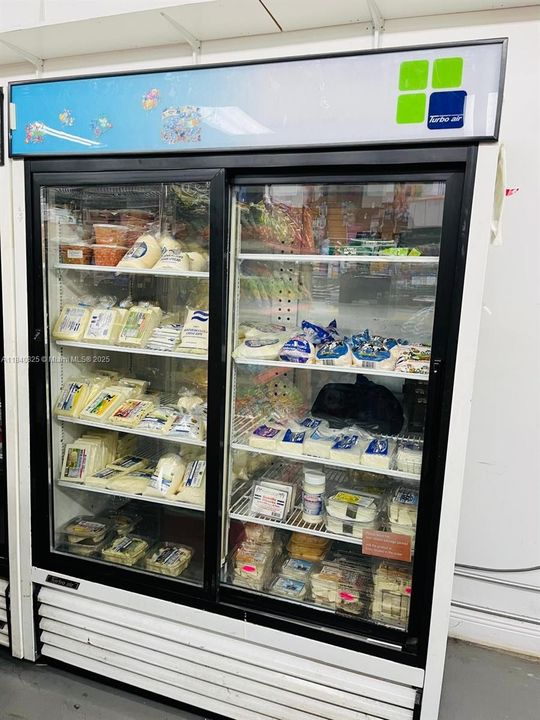 待售: $165,000 (0 贝兹, 0 浴室, 0 平方英尺)