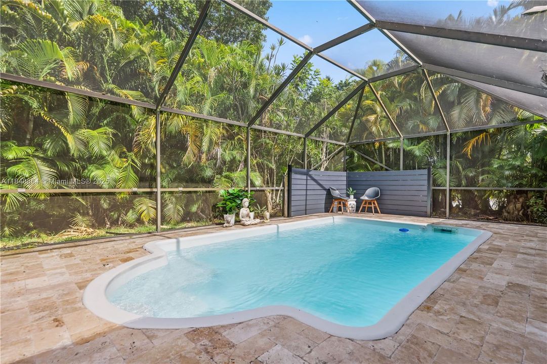 Active With Contract: $595,000 (2 beds, 2 baths, 1175 Square Feet)