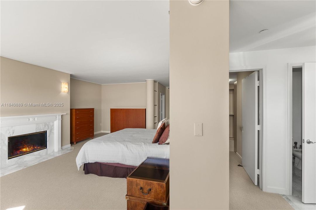 Recently Sold: $1,798,000 (3 beds, 2 baths, 2860 Square Feet)