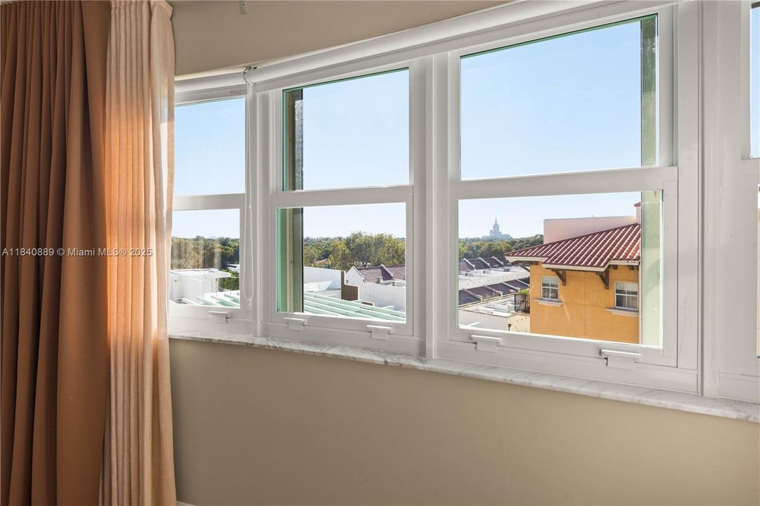 Recently Sold: $1,798,000 (3 beds, 2 baths, 2860 Square Feet)