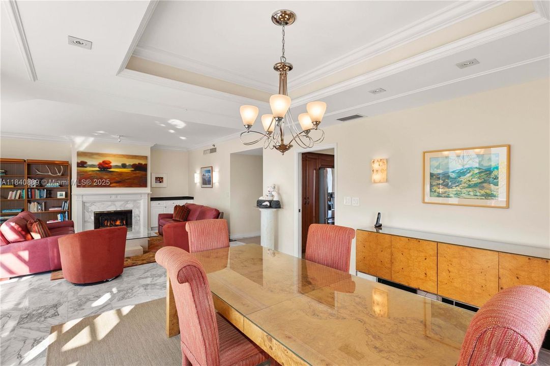 Recently Sold: $1,798,000 (3 beds, 2 baths, 2860 Square Feet)