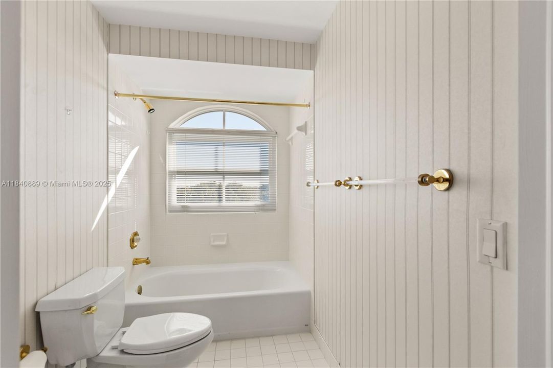 Recently Sold: $1,798,000 (3 beds, 2 baths, 2860 Square Feet)