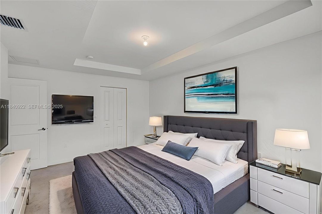 En Venta: $502,950 (3 camas, 2 baños, 1276 Pies cuadrados)