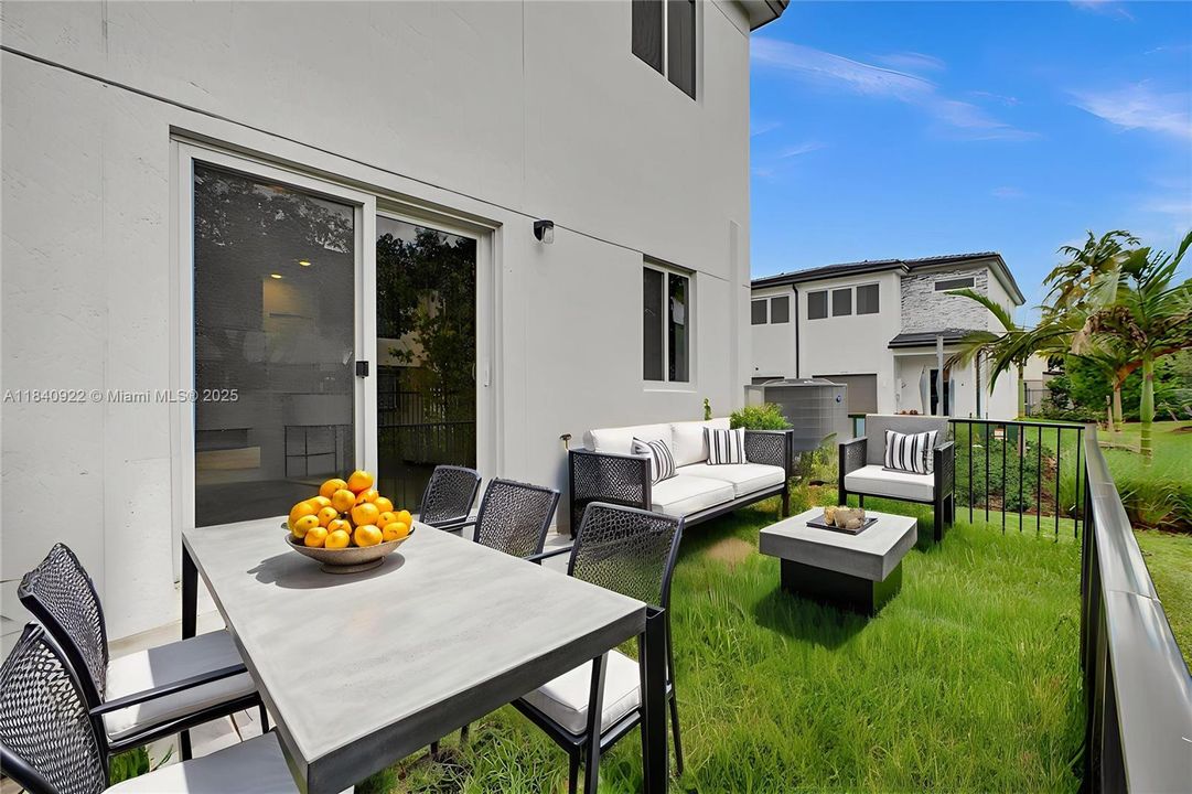 En Venta: $502,950 (3 camas, 2 baños, 1276 Pies cuadrados)