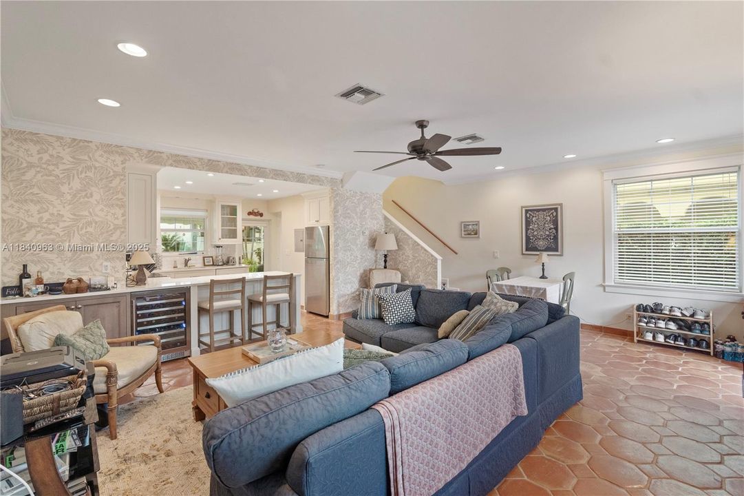 合同活跃: $5,300,000 (0 贝兹, 0 浴室, 0 平方英尺)