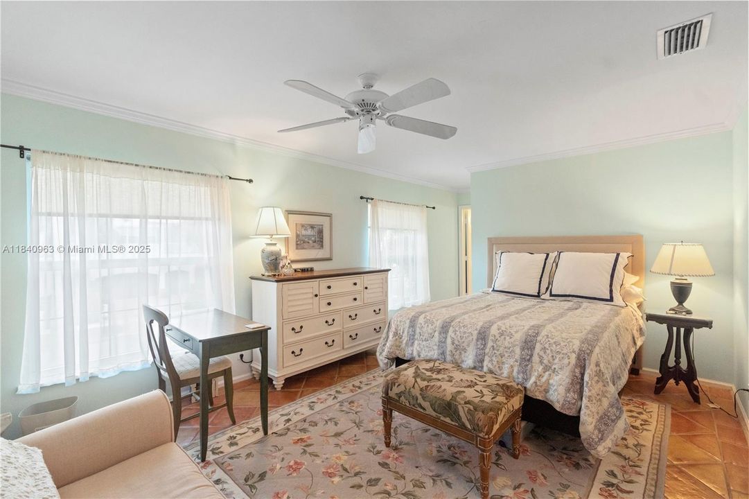 合同活跃: $5,300,000 (0 贝兹, 0 浴室, 0 平方英尺)