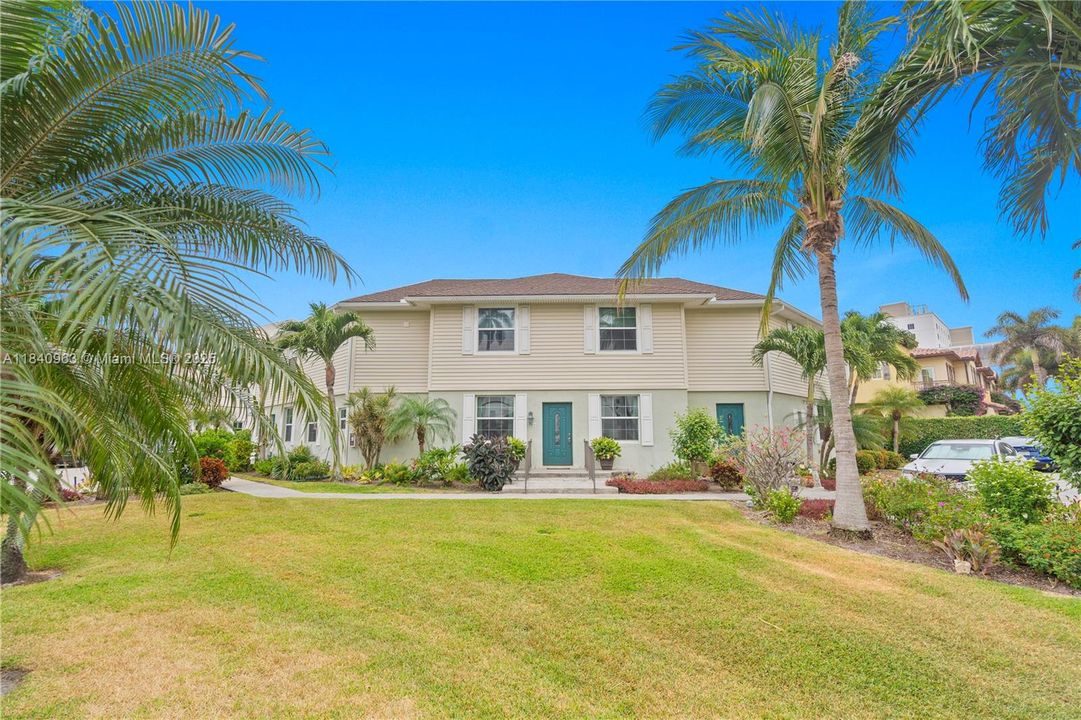 合同活跃: $5,300,000 (0 贝兹, 0 浴室, 0 平方英尺)