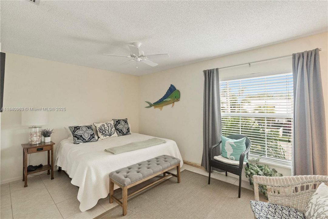 合同活跃: $5,300,000 (0 贝兹, 0 浴室, 0 平方英尺)