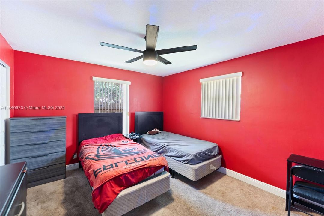 Recently Sold: $399,000 (3 beds, 2 baths, 1680 Square Feet)