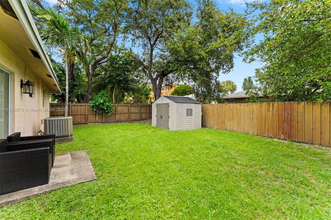 Recently Sold: $399,000 (3 beds, 2 baths, 1680 Square Feet)