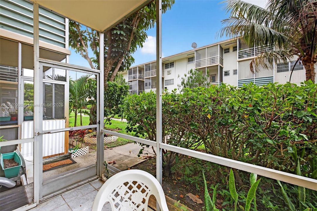 En Venta: $63,900 (1 camas, 1 baños, 688 Pies cuadrados)