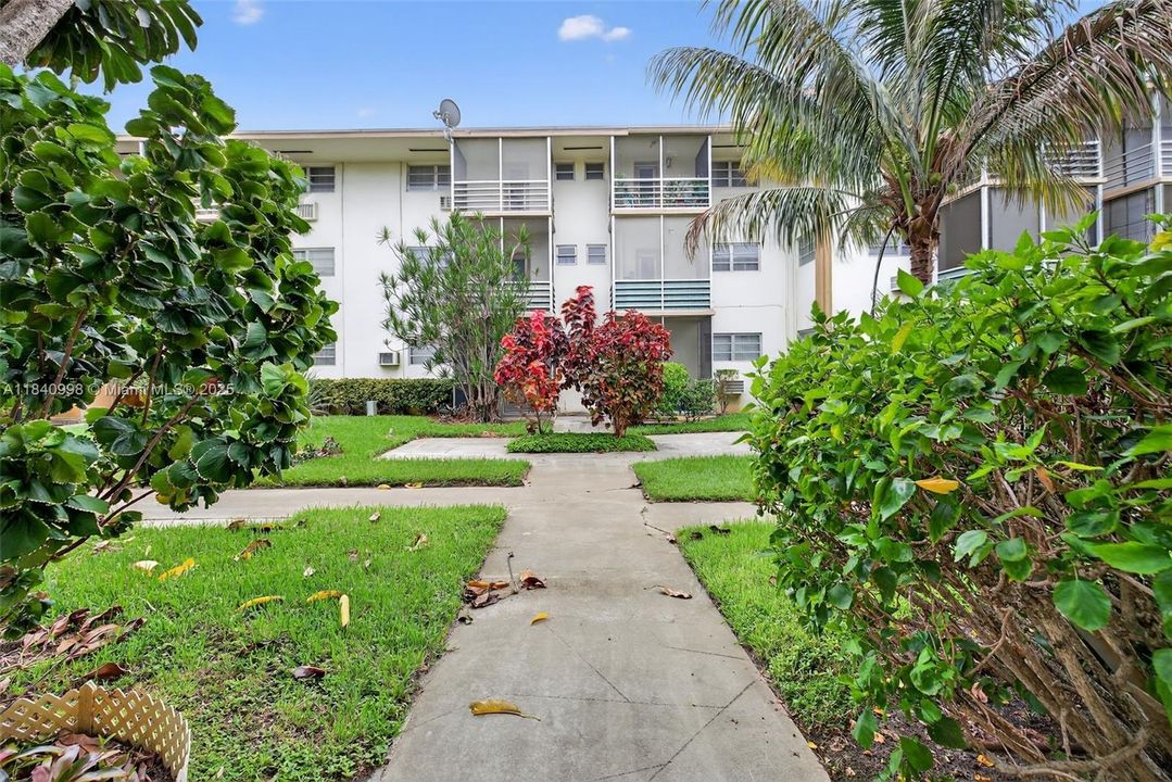 En Venta: $63,900 (1 camas, 1 baños, 688 Pies cuadrados)