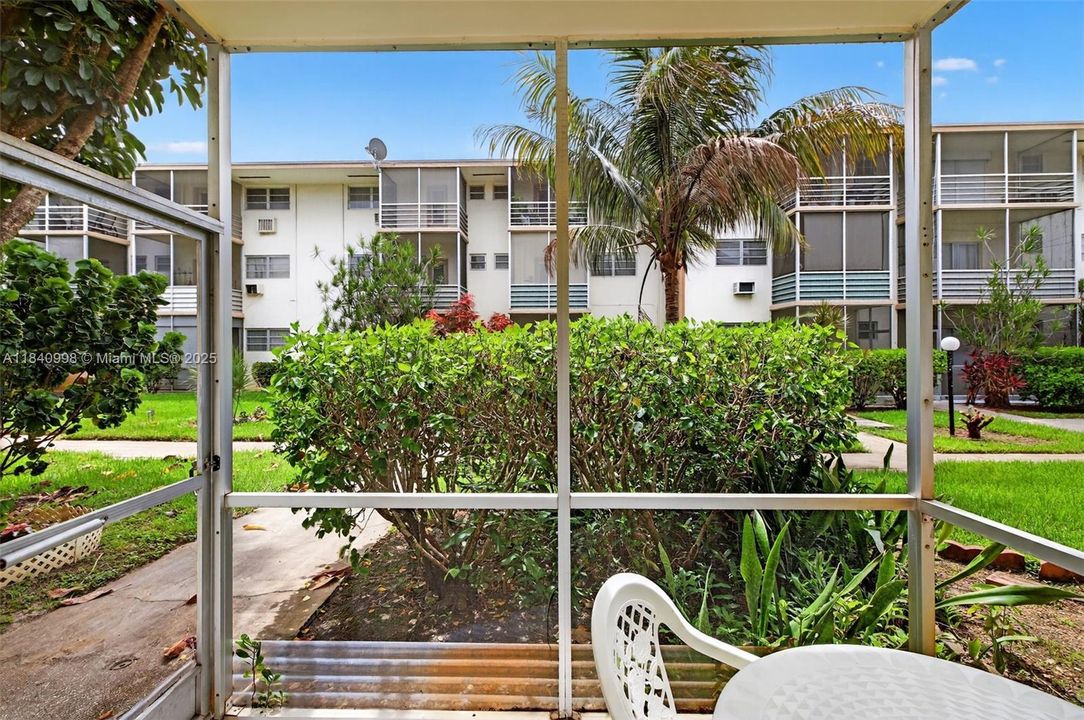 En Venta: $63,900 (1 camas, 1 baños, 688 Pies cuadrados)