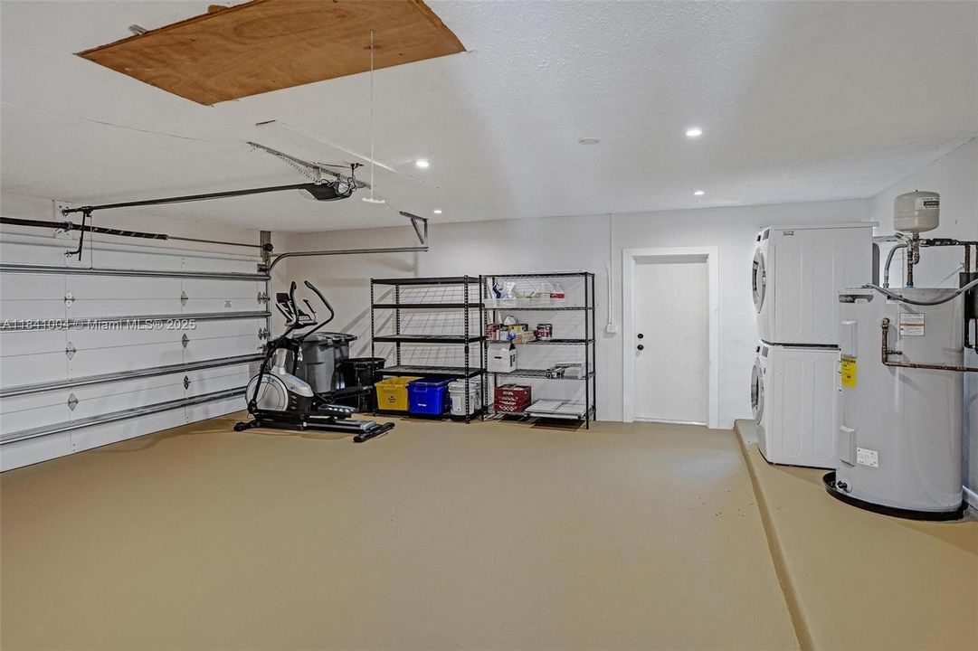 最近租的: $5,150 (4 贝兹, 2 浴室, 1684 平方英尺)