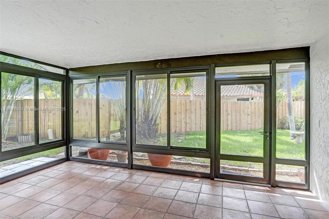 最近租的: $5,150 (4 贝兹, 2 浴室, 1684 平方英尺)