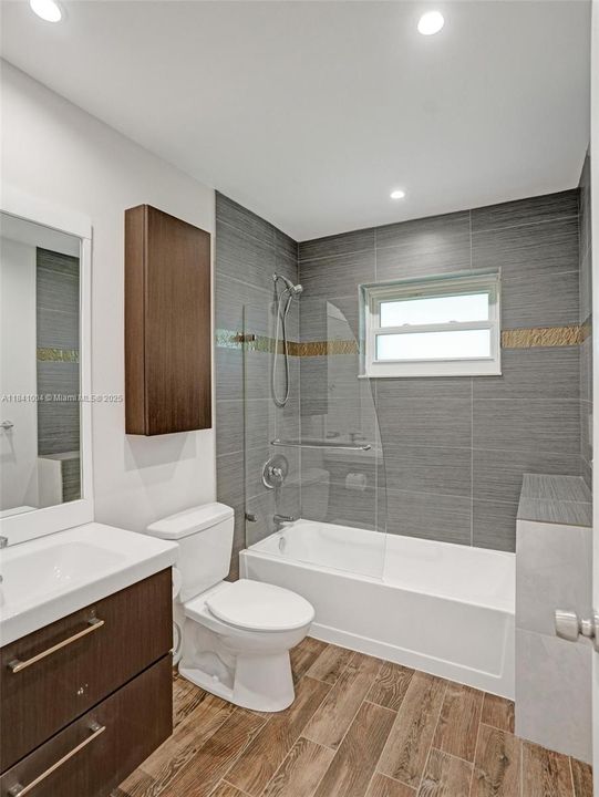 最近租的: $5,150 (4 贝兹, 2 浴室, 1684 平方英尺)