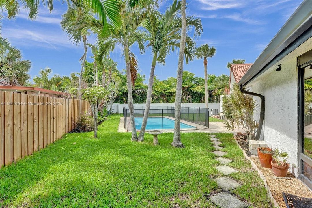 最近租的: $5,150 (4 贝兹, 2 浴室, 1684 平方英尺)