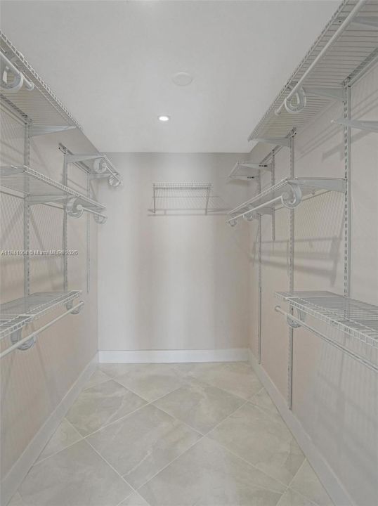 最近租的: $5,150 (4 贝兹, 2 浴室, 1684 平方英尺)