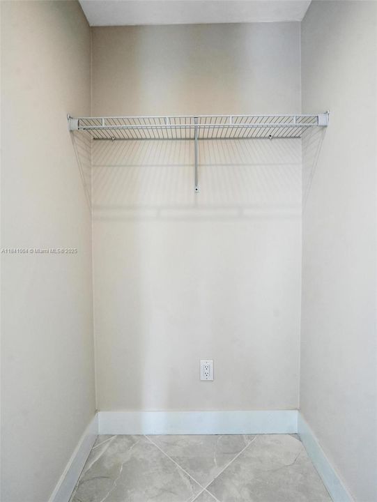 最近租的: $5,150 (4 贝兹, 2 浴室, 1684 平方英尺)