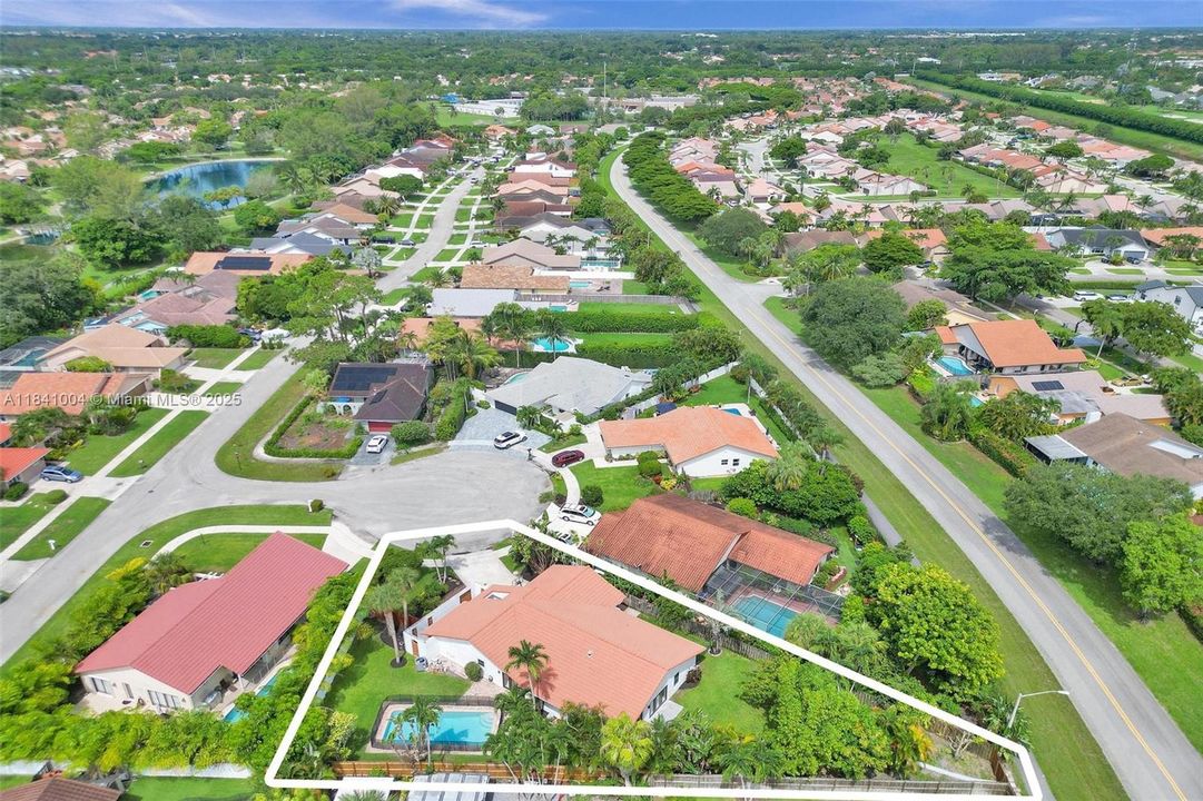 最近租的: $5,150 (4 贝兹, 2 浴室, 1684 平方英尺)