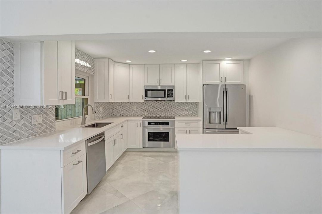 最近租的: $5,150 (4 贝兹, 2 浴室, 1684 平方英尺)