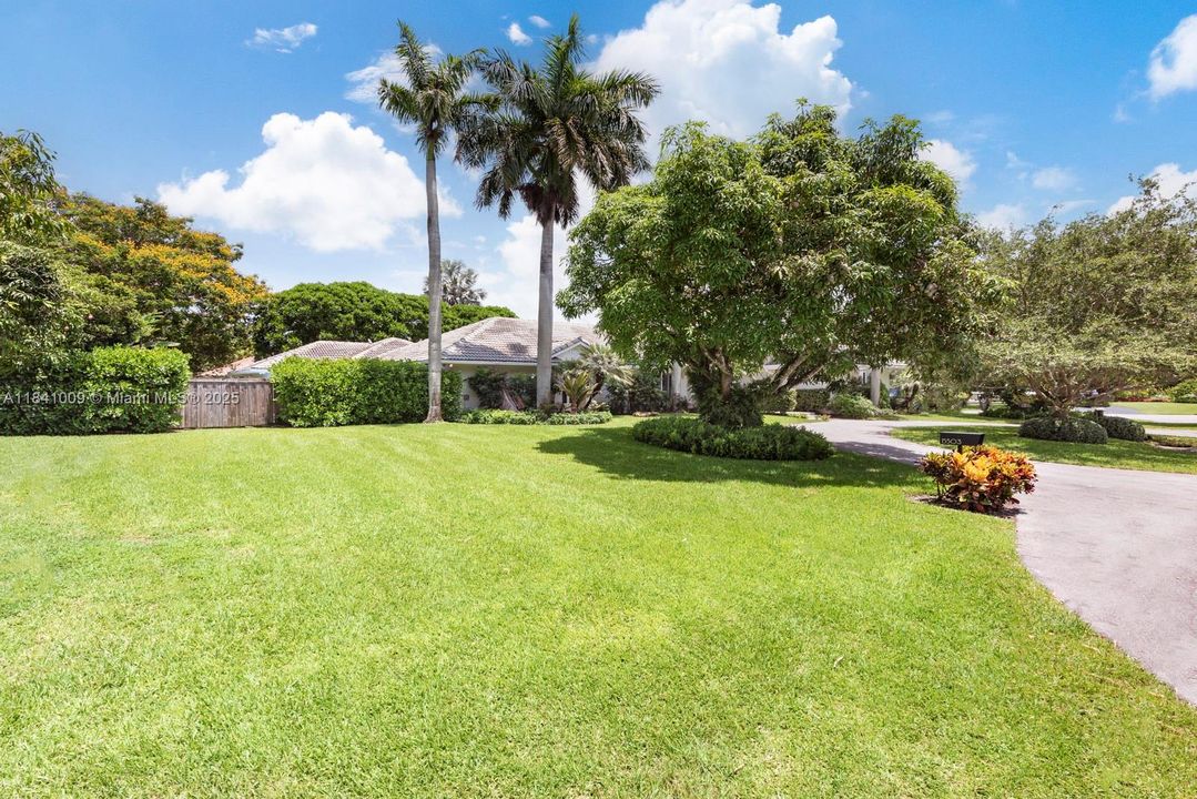 待售: $2,649,000 (5 贝兹, 5 浴室, 3605 平方英尺)