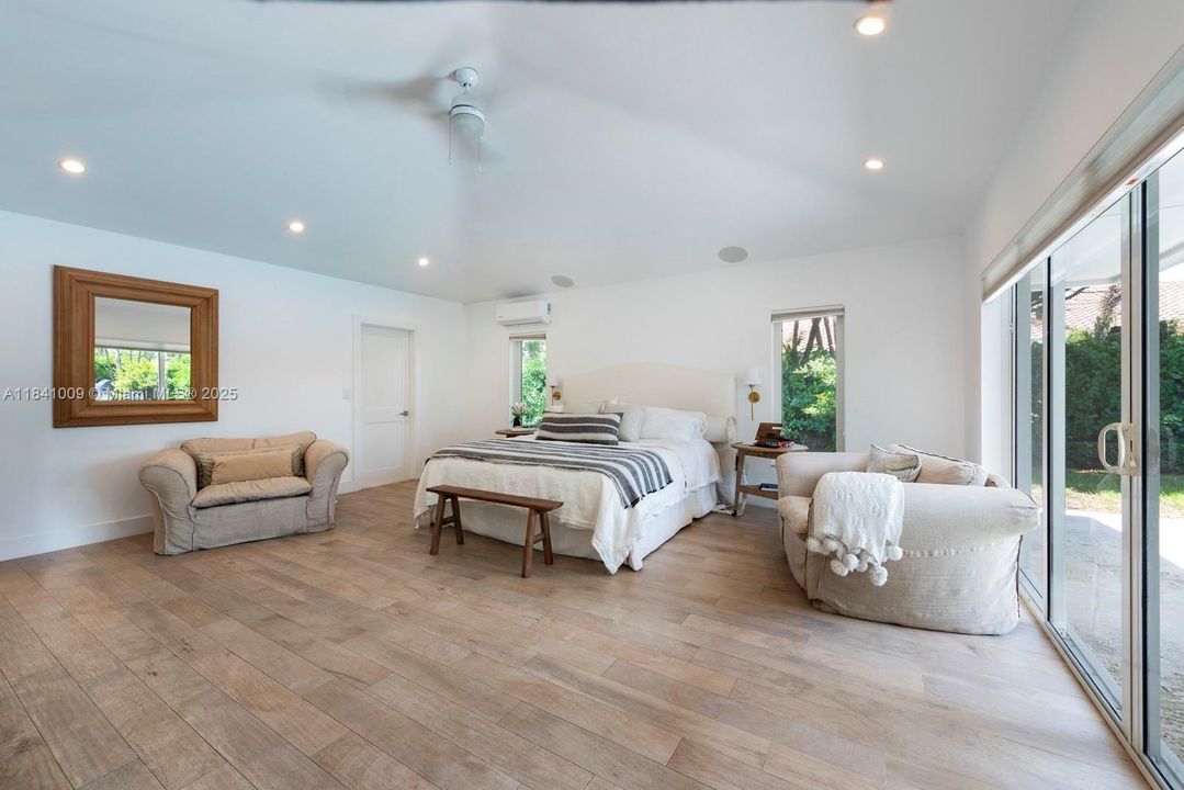 待售: $2,649,000 (5 贝兹, 5 浴室, 3605 平方英尺)