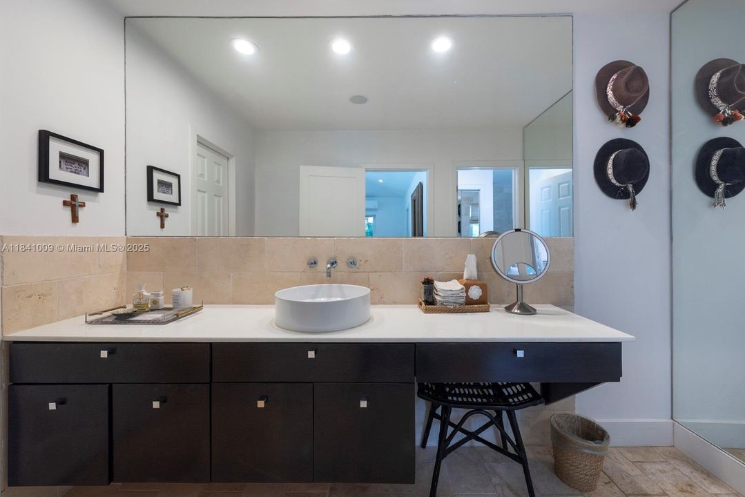 待售: $2,649,000 (5 贝兹, 5 浴室, 3605 平方英尺)