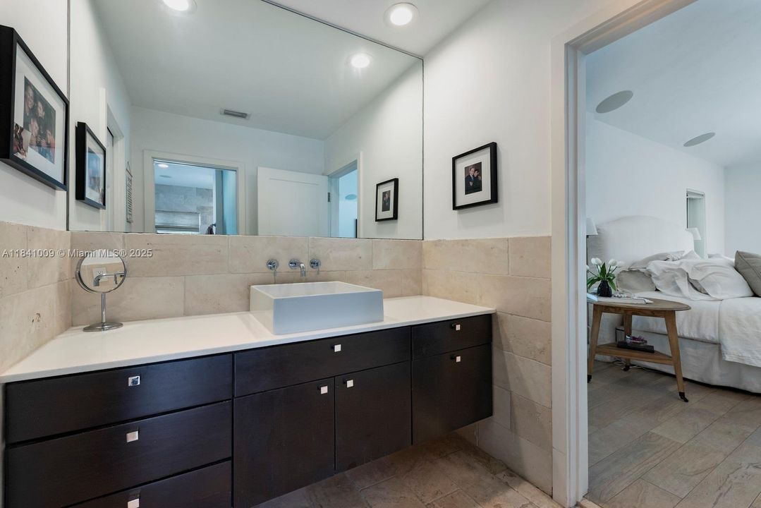 待售: $2,649,000 (5 贝兹, 5 浴室, 3605 平方英尺)