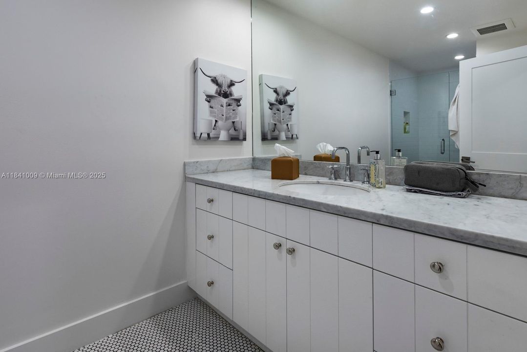 待售: $2,649,000 (5 贝兹, 5 浴室, 3605 平方英尺)