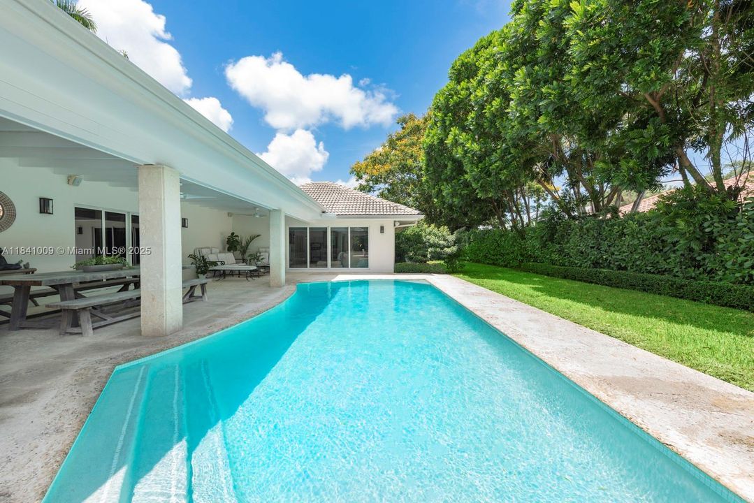 待售: $2,649,000 (5 贝兹, 5 浴室, 3605 平方英尺)