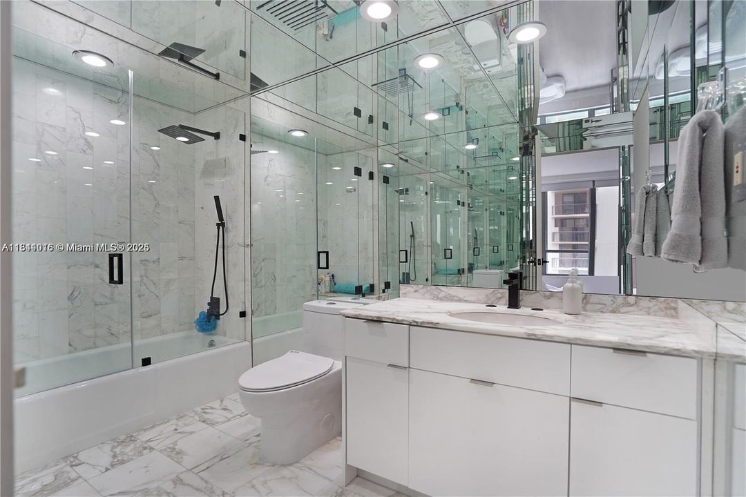 待售: $2,100,000 (2 贝兹, 3 浴室, 2540 平方英尺)