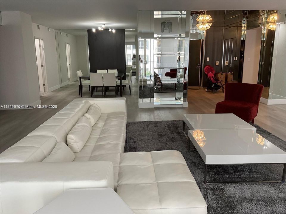 待售: $2,100,000 (2 贝兹, 3 浴室, 2540 平方英尺)