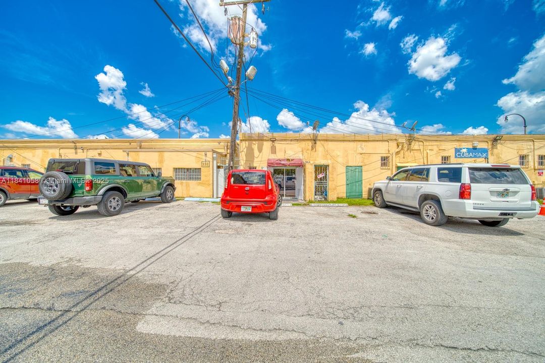 最近售出: $75,000 (0 贝兹, 0 浴室, 0 平方英尺)